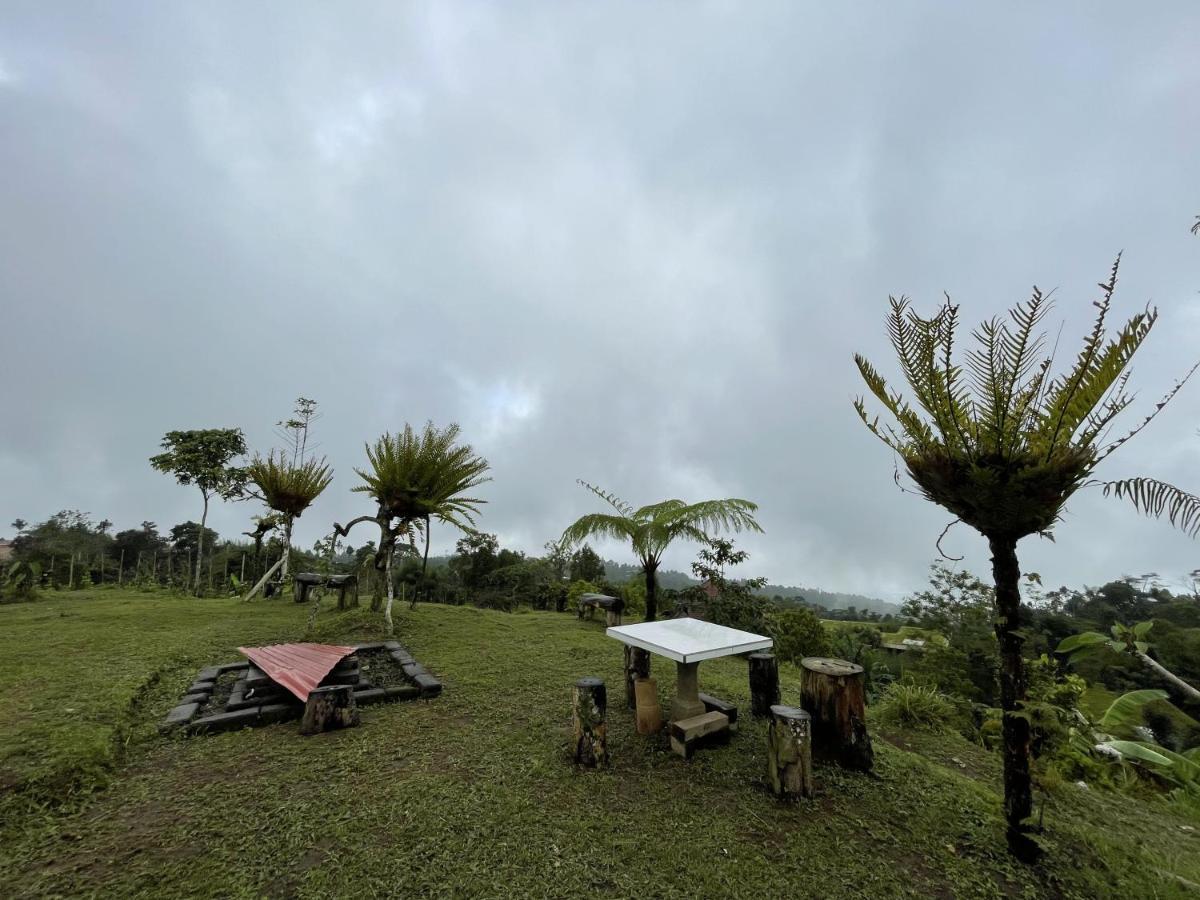 Bugo Camp Glamping & Natural Activity มุนดุก ภายนอก รูปภาพ