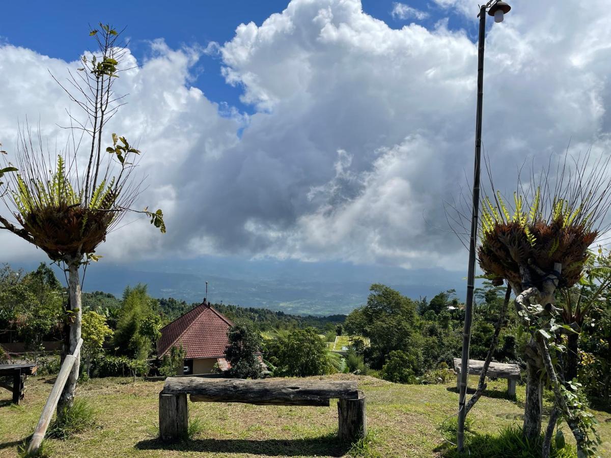 Bugo Camp Glamping & Natural Activity มุนดุก ภายนอก รูปภาพ